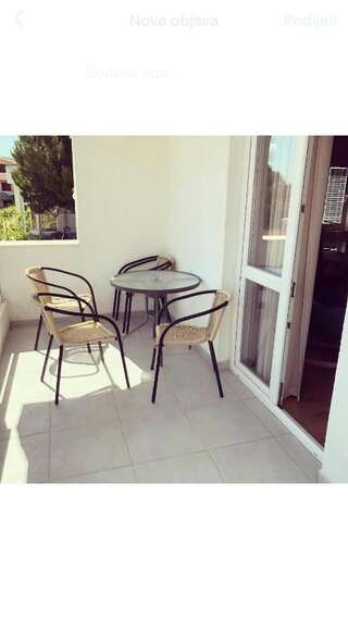 Апартаменты Apartments Mrdak Бар Апартаменты с видом на море-19